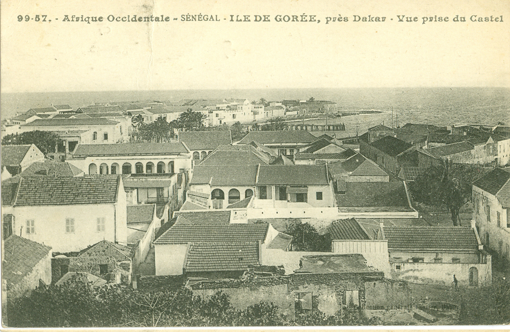 ILE DE GORÉE, pres Dakar – Vue prise du Castel