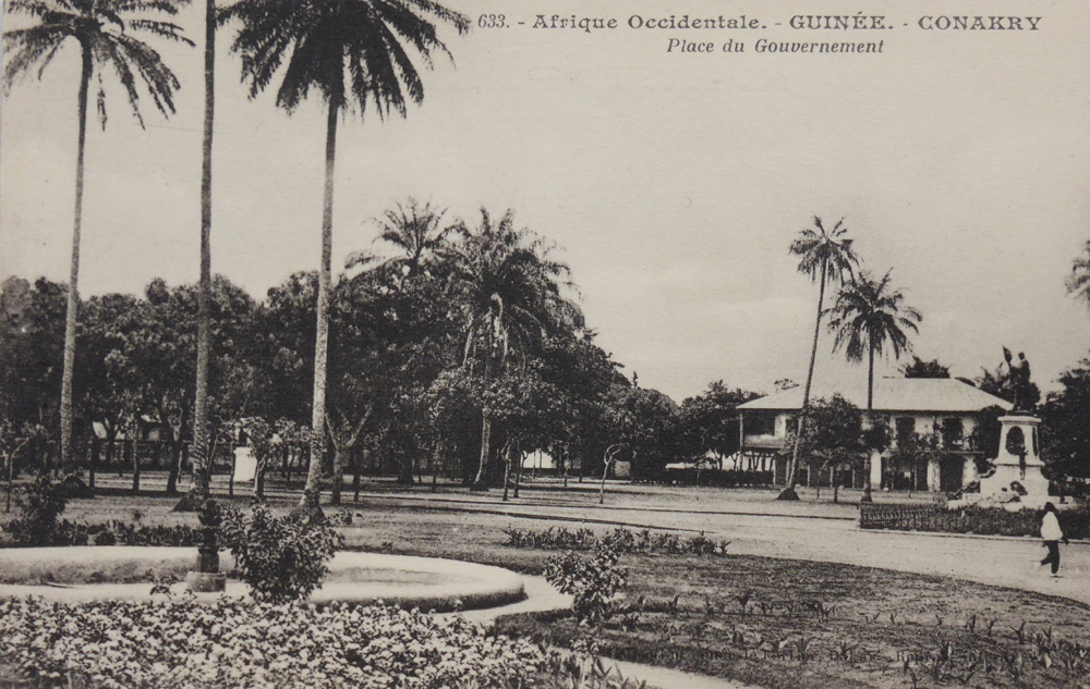 GUINÉE – CONAKRY – Place Gouvernement