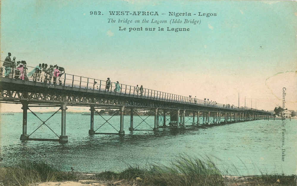 WEST AFRICA – Nigeria – Lagos – The bridge on the Lagoon (Iddo Bridge) – Le pont sur la Lagune.