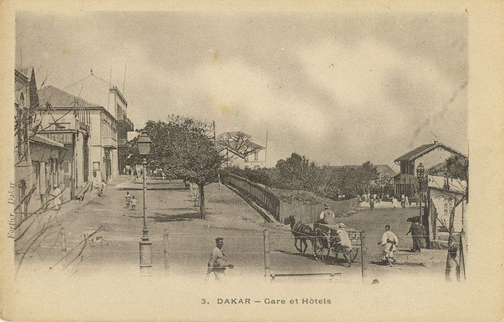 DAKAR – Gare et Hôtels