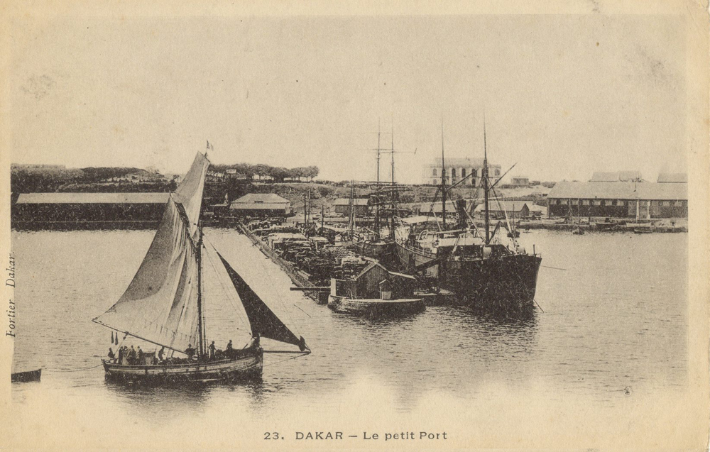 DAKAR – Le petit Port b