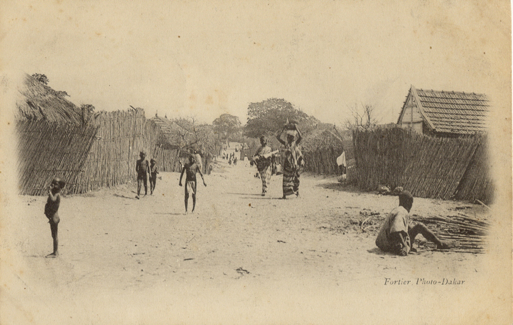 (Rue de Dakar)