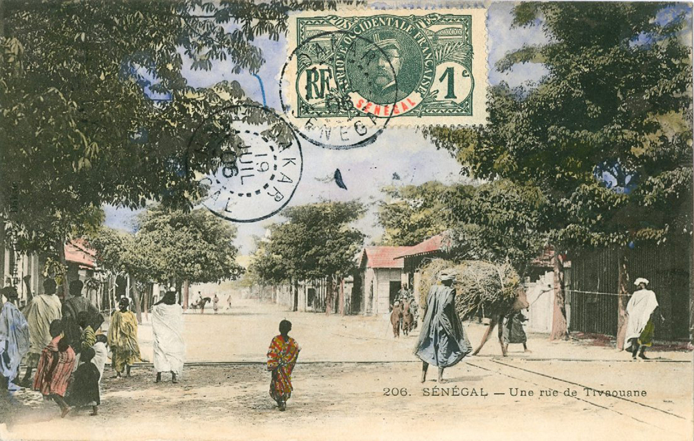 SÉNÉGAL – Une rue de Tivaouane