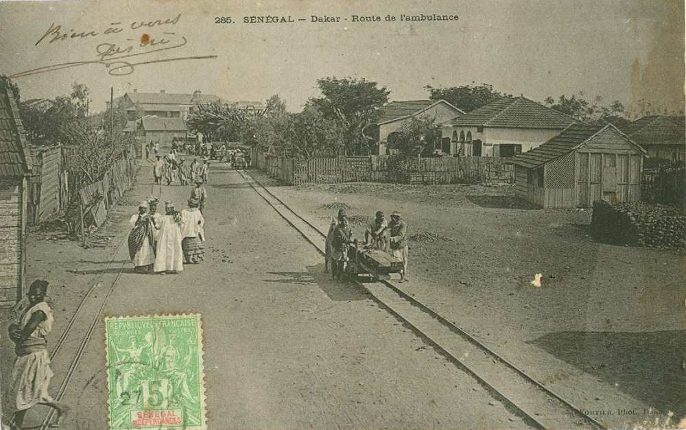 SÉNÉGAL – Dakar – Route de l’Ambulance