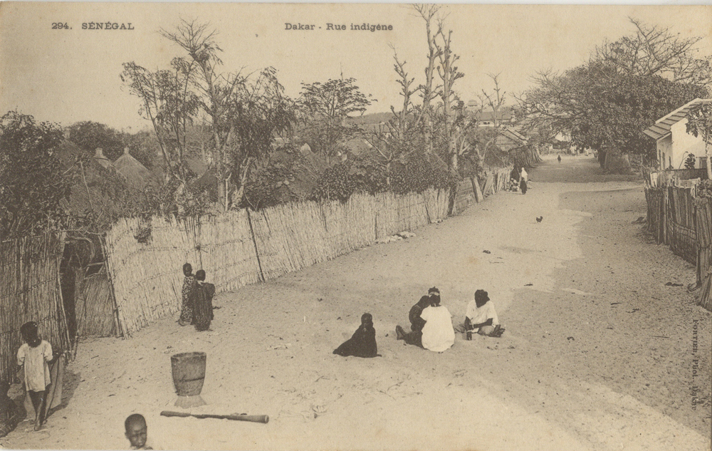 SÉNÉGAL – Dakar – Rue indigène