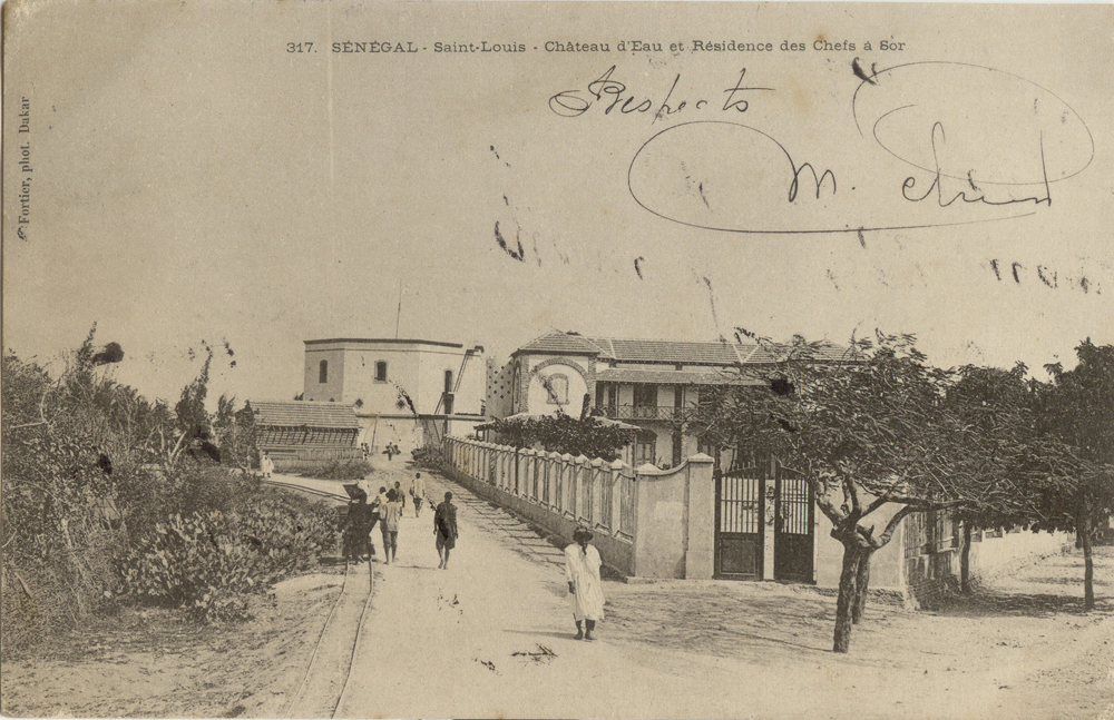 SÉNÉGAL – Saint-Louis – Château d’Eau et Résidence des Chefs a Sor