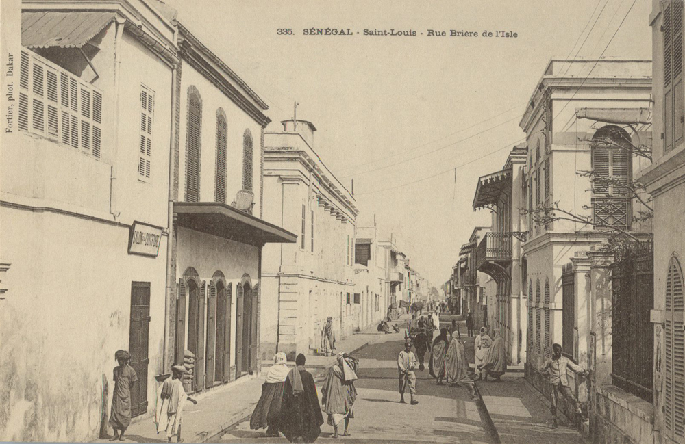 SÉNÉGAL – Saint-Louis – Rue Brière de l’Isle