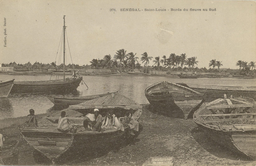 SÉNÉGAL – Saint-Louis – Bords du fleuve au Sud