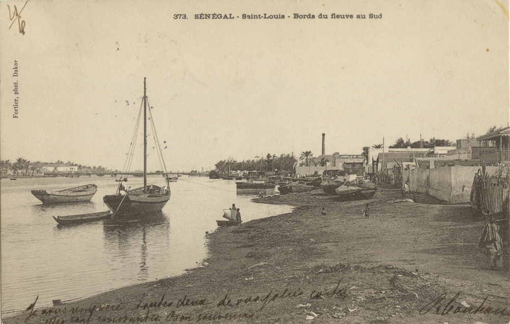 SÉNÉGAL – Saint-Louis – Bords du fleuve au Sud