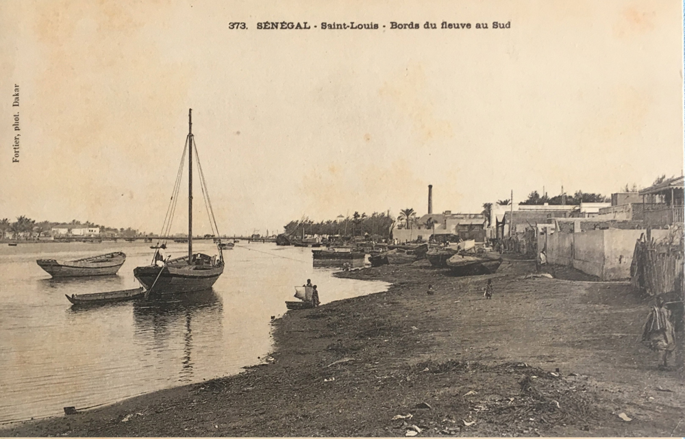 SÉNÉGAL – Saint-Louis – Bords du fleuve au Sud