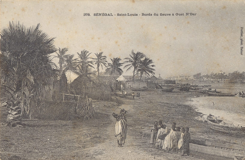 SÉNÉGAL – Saint-Louis – Bords du fleuve à Guet N’Dar