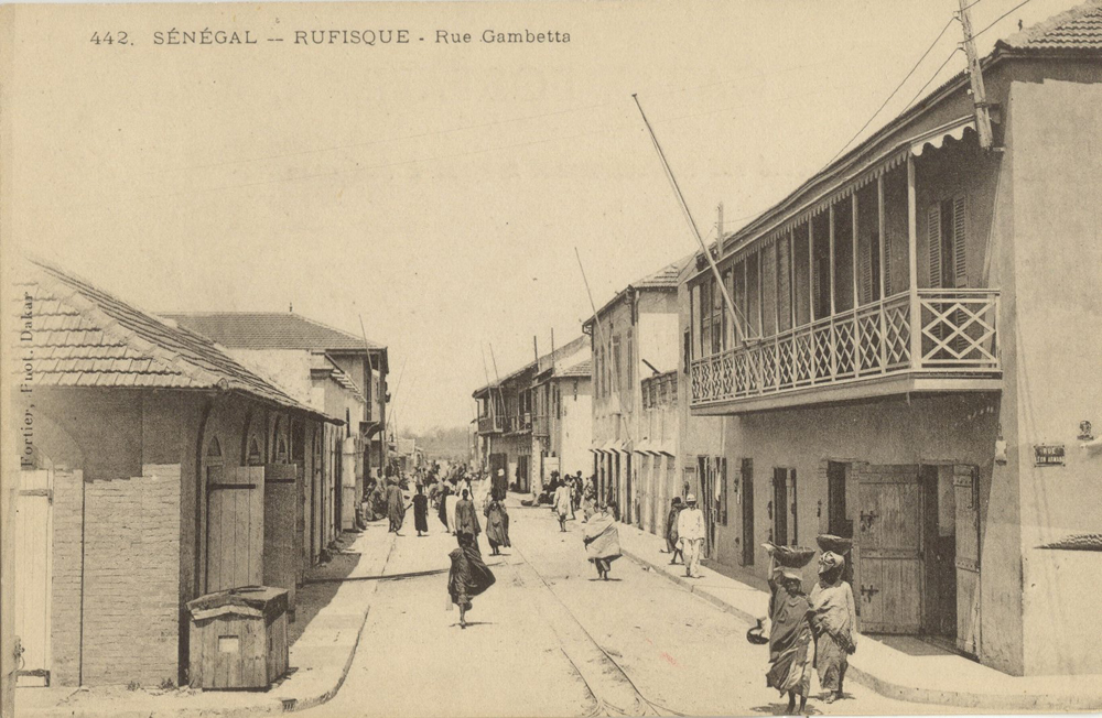 SÉNÉGAL – RUFISQUE – Rue Gambetta