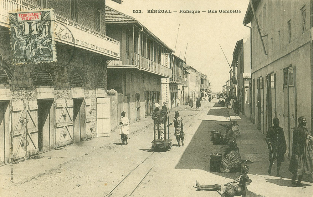 SÉNÉGAL – Rufisque – Rue Gambetta