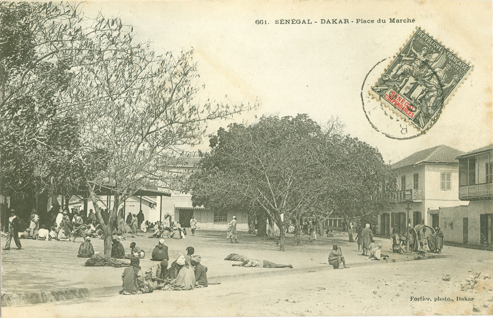 SÉNÉGAL – Dakar – Place du Marché