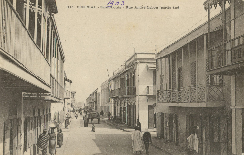 SÉNÉGAL – Saint-Louis – Rue André Lebon (partie Sud)