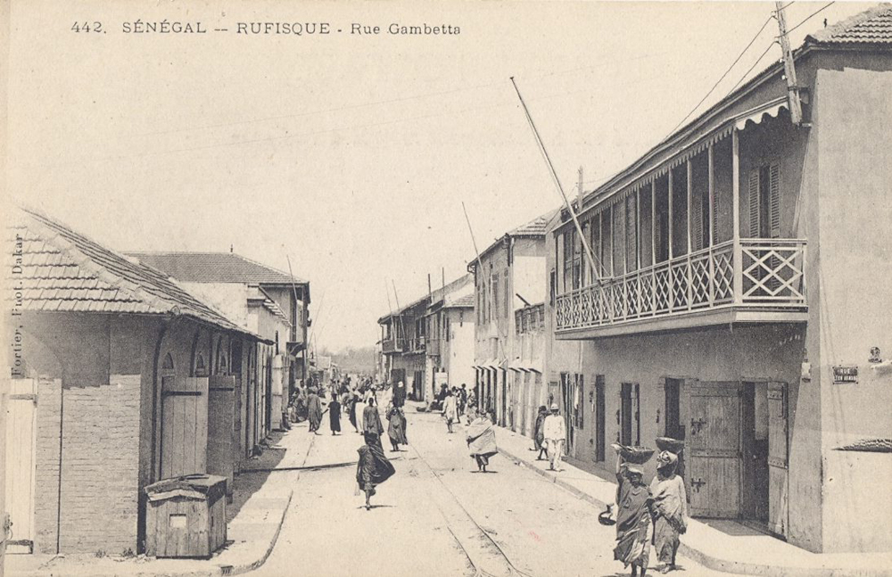 SÉNÉGAL – RUFISQUE – Rue Gambetta