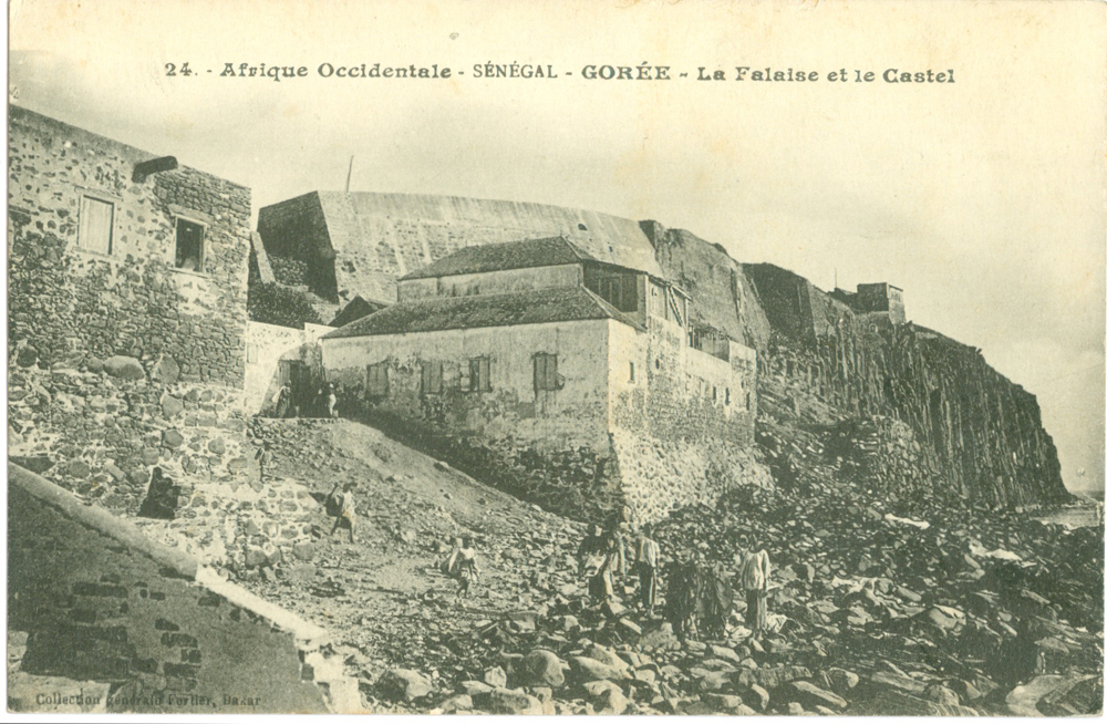 GORÉE – La Falaise et le Castel