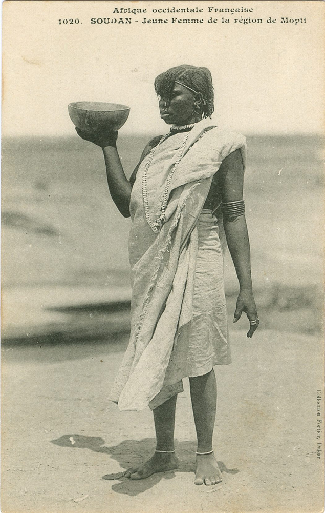 SOUDAN – Jeune Femme de la région de Mopti