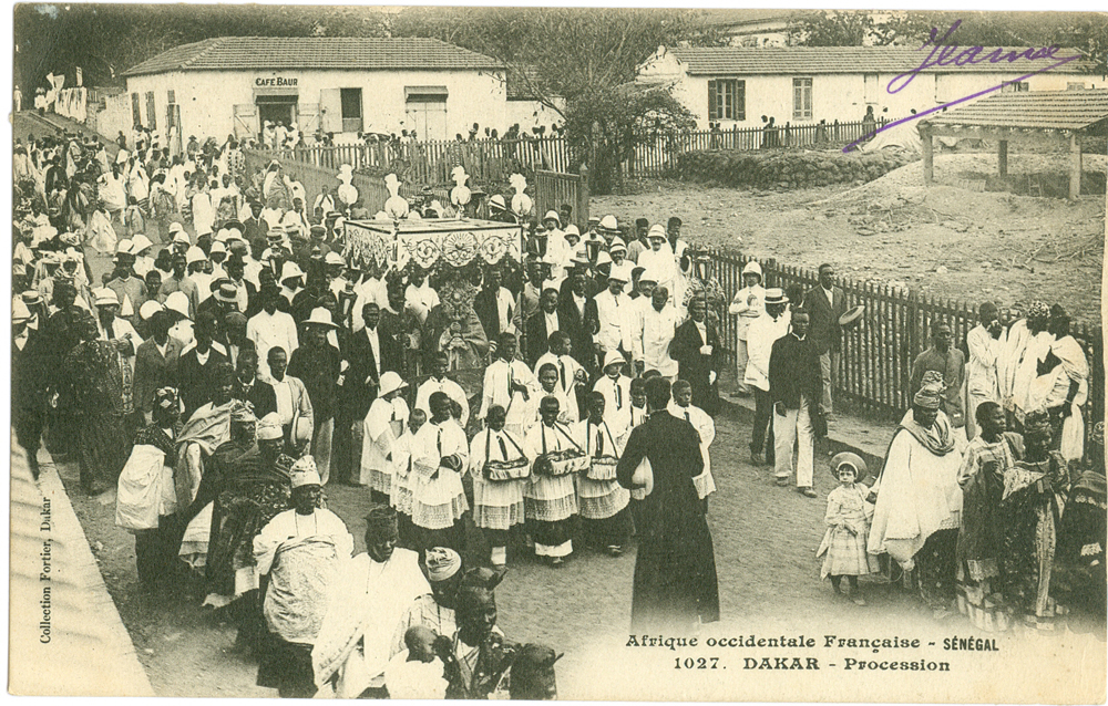 SÉNÉGAL – DAKAR – Procession