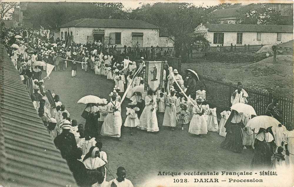 SÉNÉGAL – DAKAR – Procession