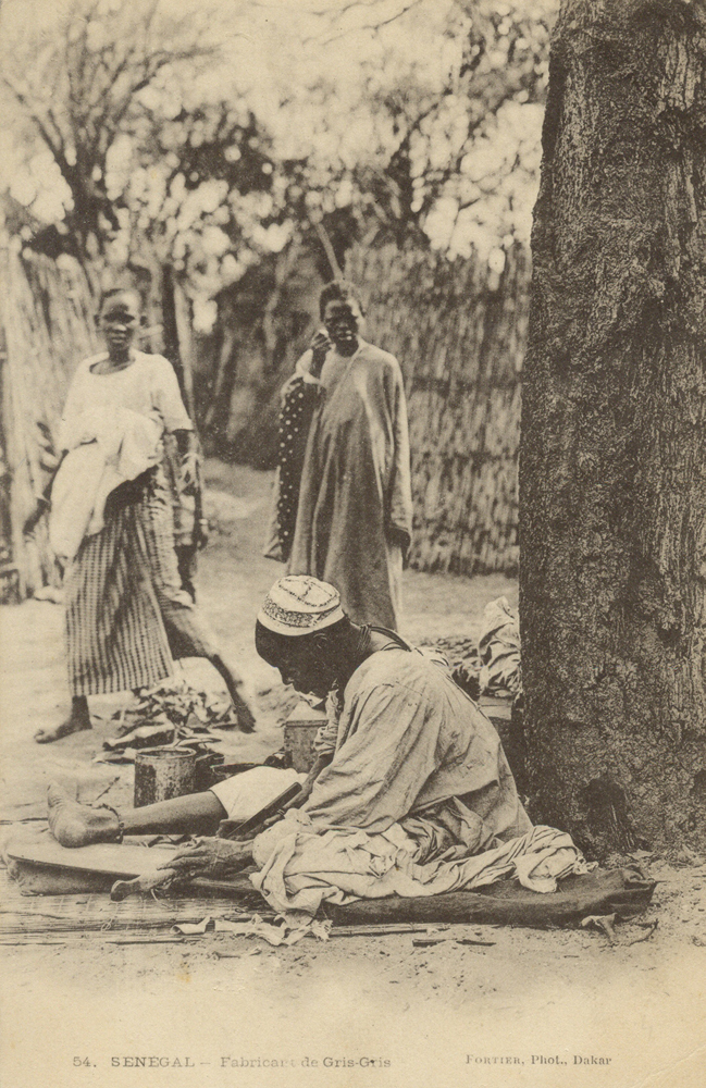 SÉNÉGAL – Fabricant de gris-gris