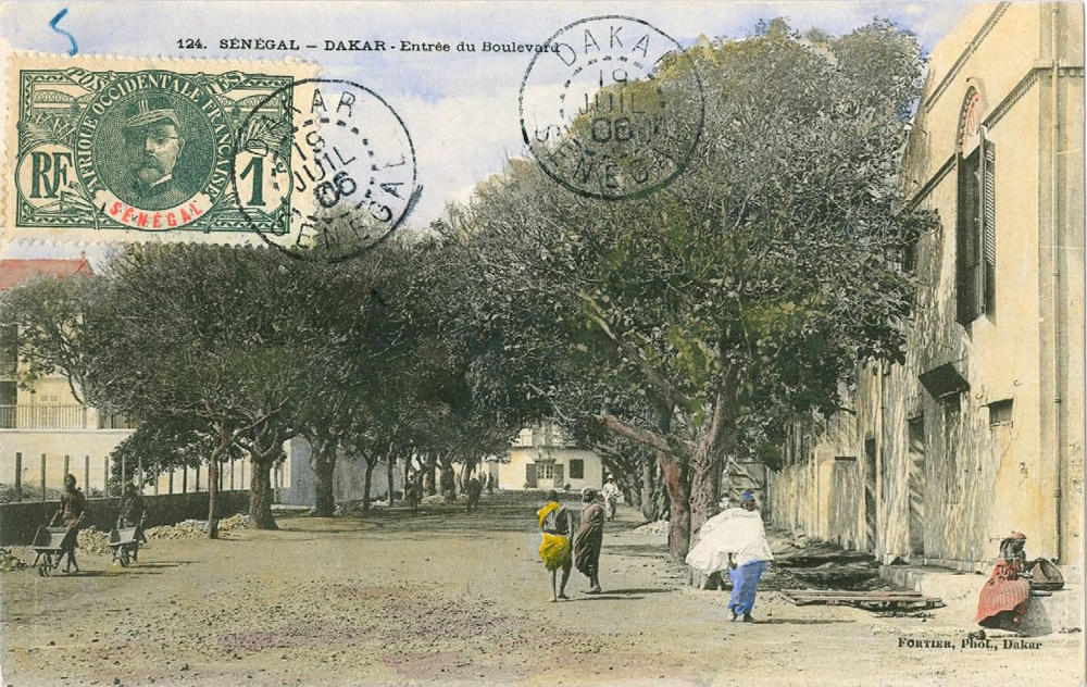 SÉNÉGAL – DAKAR – Entrée du Boulevard