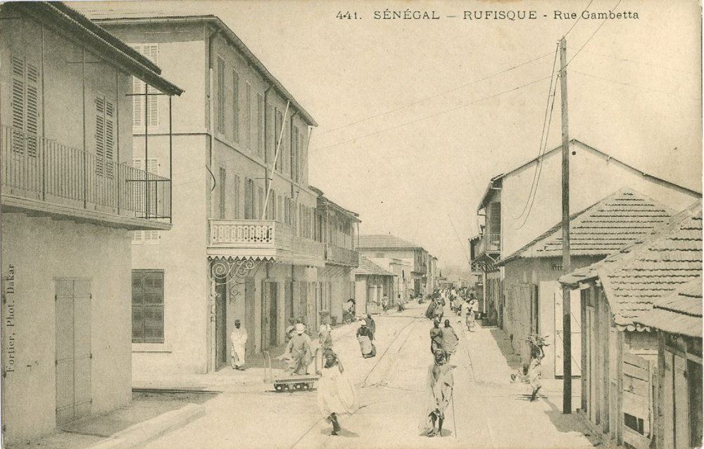 SÉNÉGAL – RUFISQUE – Rue Gambetta