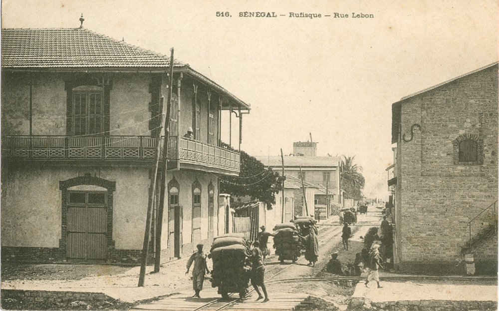 SÉNÉGAL – Rufisque – Rue Lebon