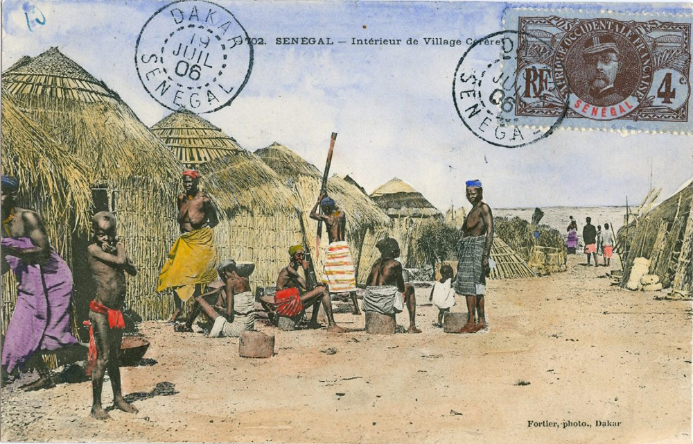 SÉNÉGAL – Interieur de Village Cérère